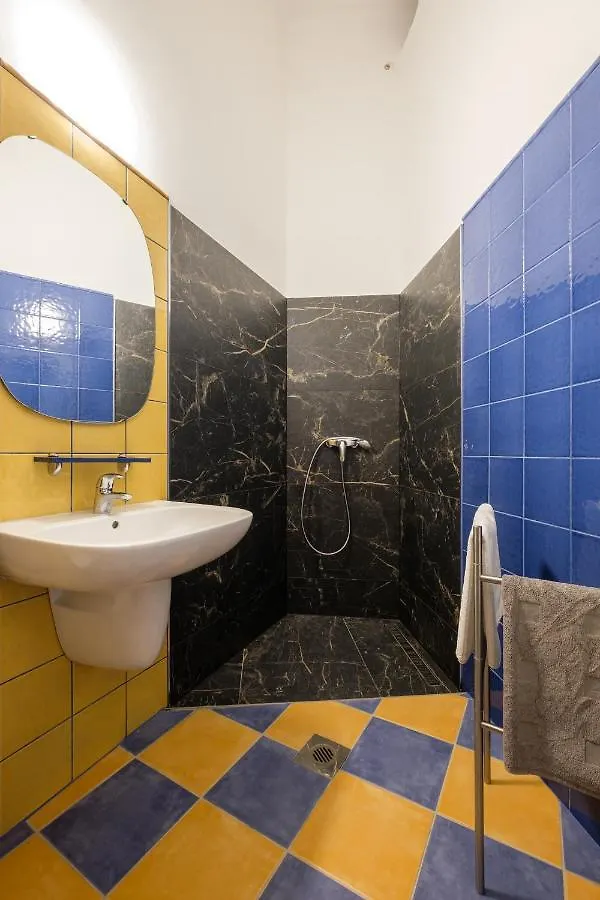 New York Cafe Apartment In Center 부다페스트 홈스테이